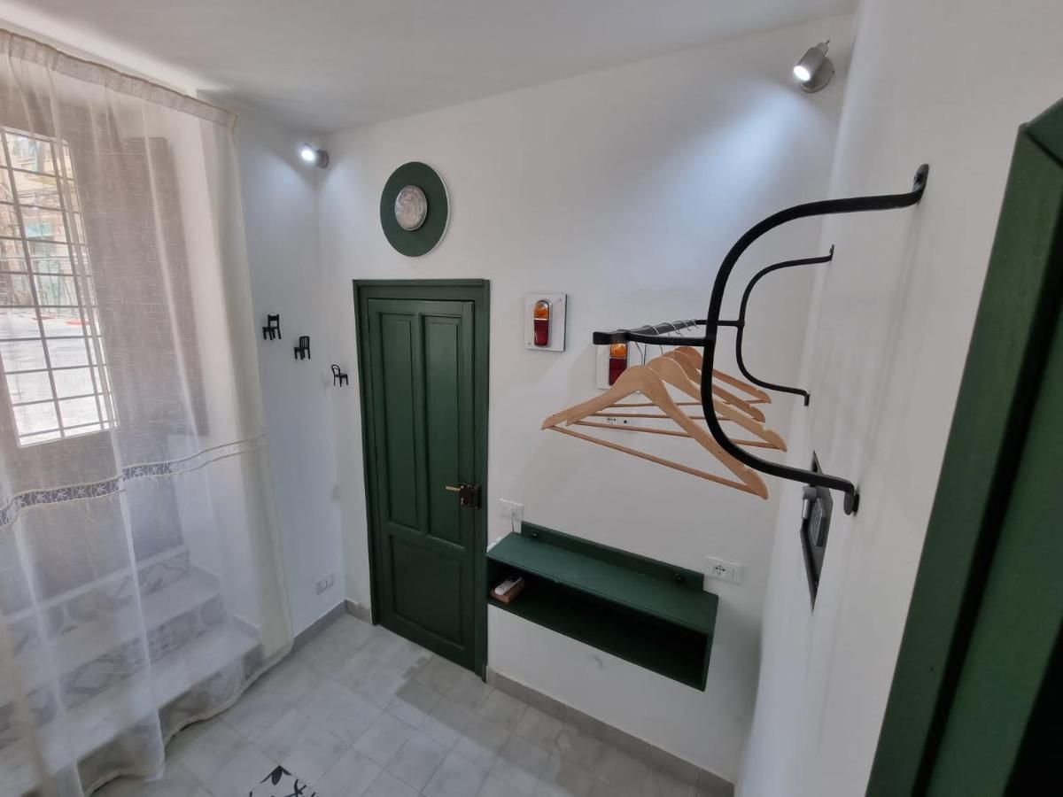 Casa Viotti Le Fuoriserie Palermo Exteriör bild